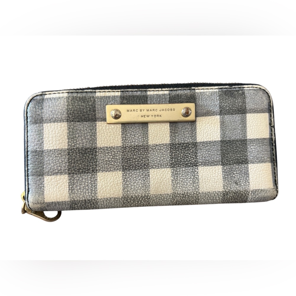Marc Jacobs Checkered long zippered Wallet - Picture 1 of 12